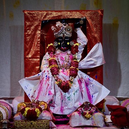Kadamb Spritual Stay Vrindāvan Exteriör bild