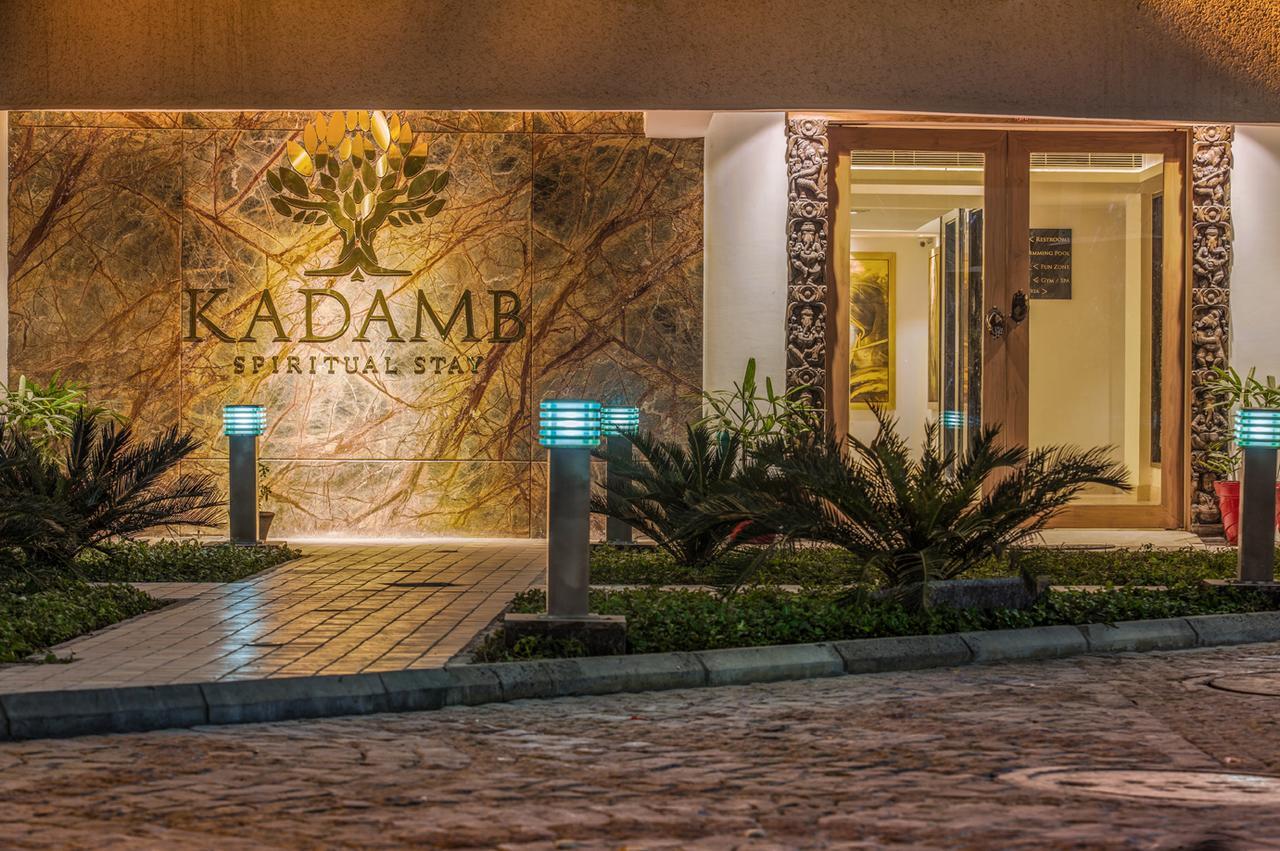 Kadamb Spritual Stay Vrindāvan Exteriör bild
